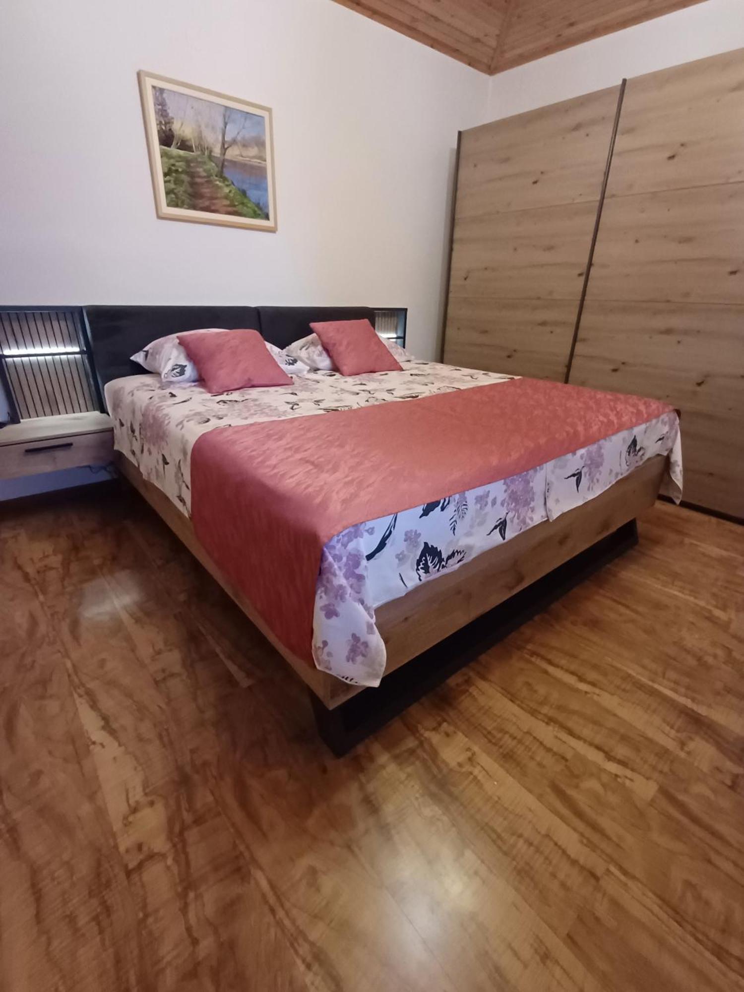 Apartments Ivancic Кобарид Екстериор снимка